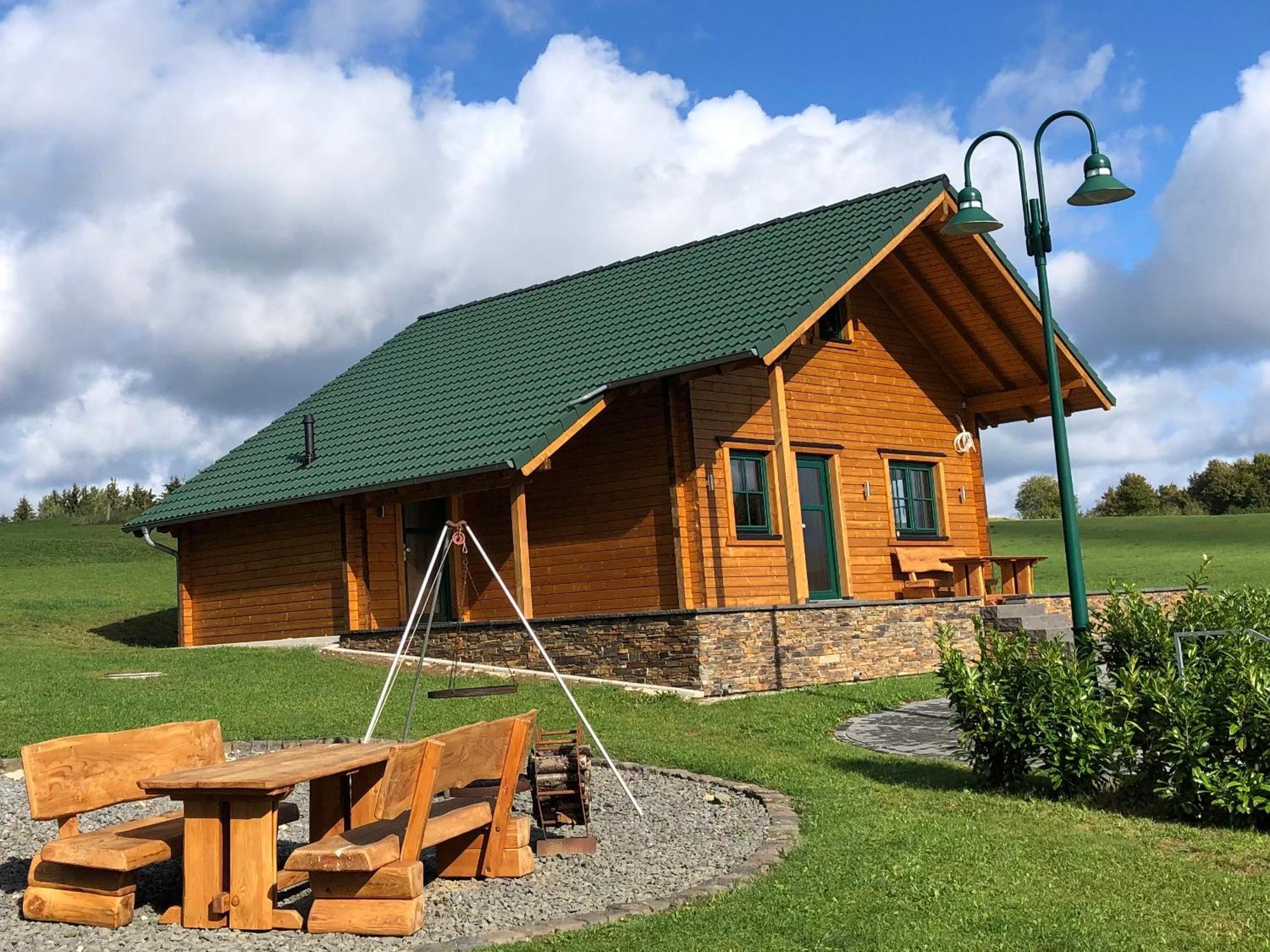 Esch  Holzhaus Onkel Fritz Mit Sauna Und Whirlwanne מראה חיצוני תמונה