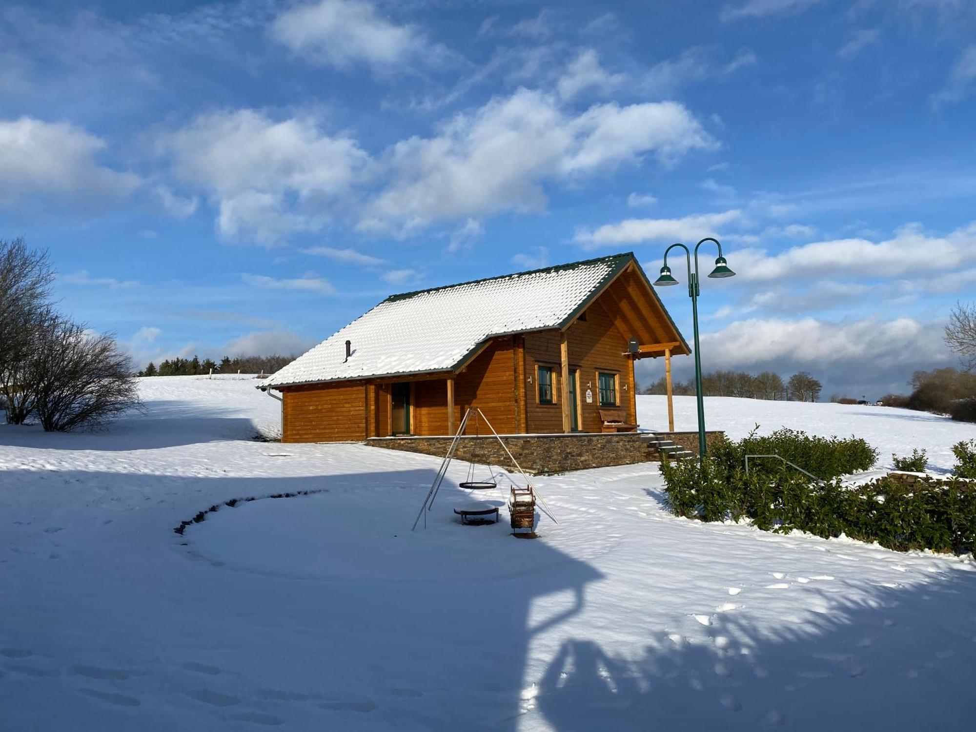 Esch  Holzhaus Onkel Fritz Mit Sauna Und Whirlwanne מראה חיצוני תמונה