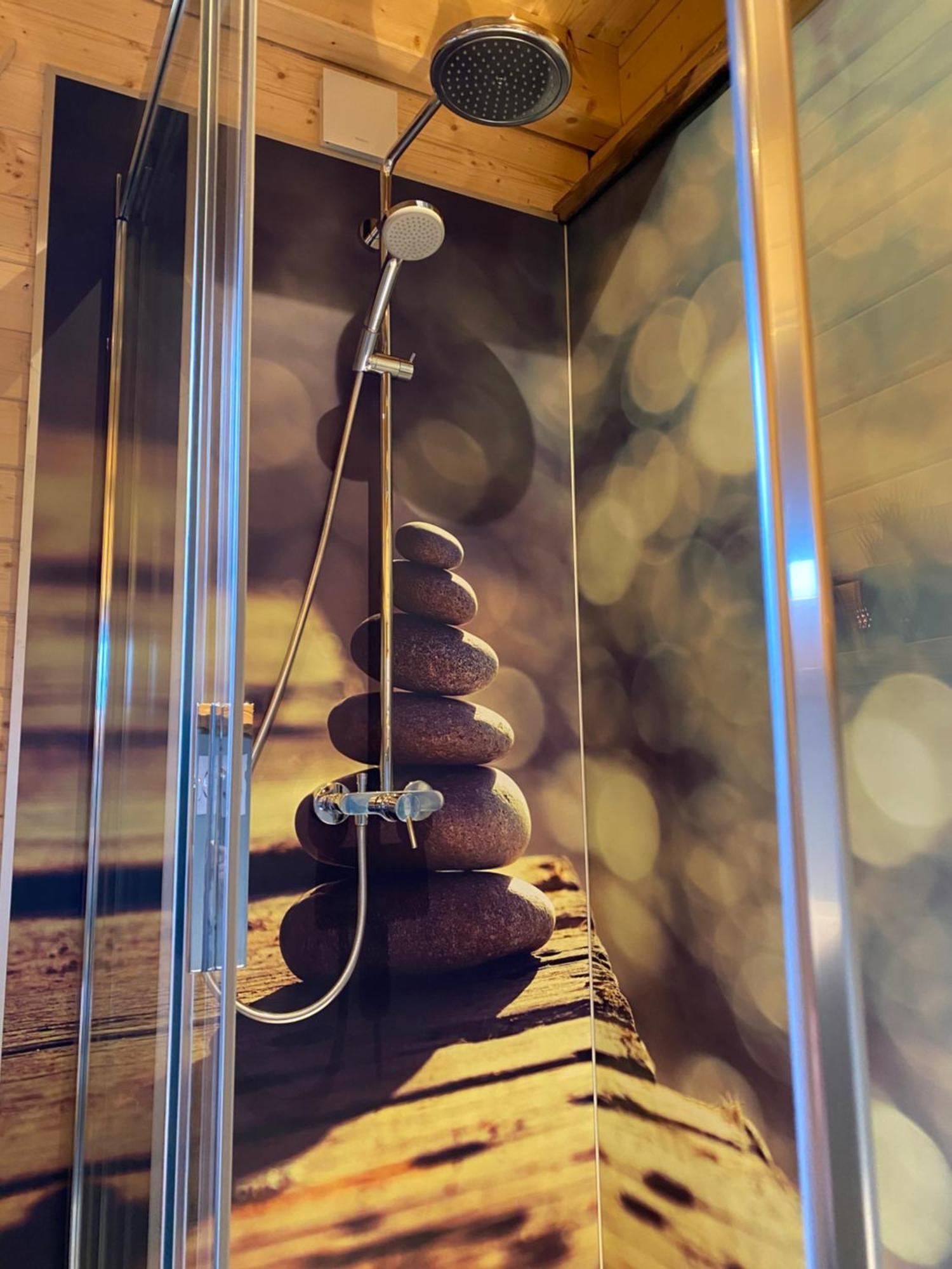 Esch  Holzhaus Onkel Fritz Mit Sauna Und Whirlwanne מראה חיצוני תמונה