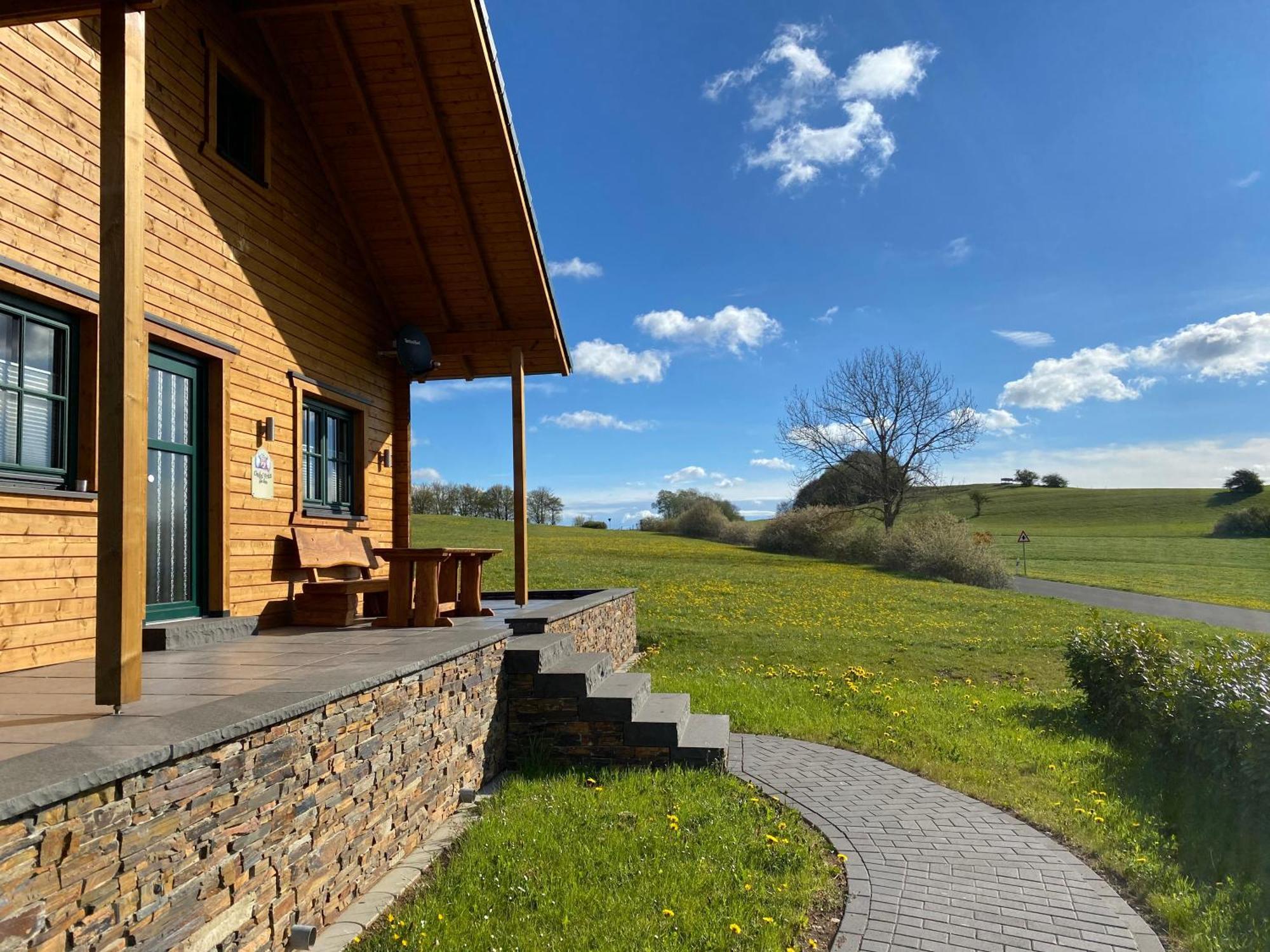 Esch  Holzhaus Onkel Fritz Mit Sauna Und Whirlwanne מראה חיצוני תמונה