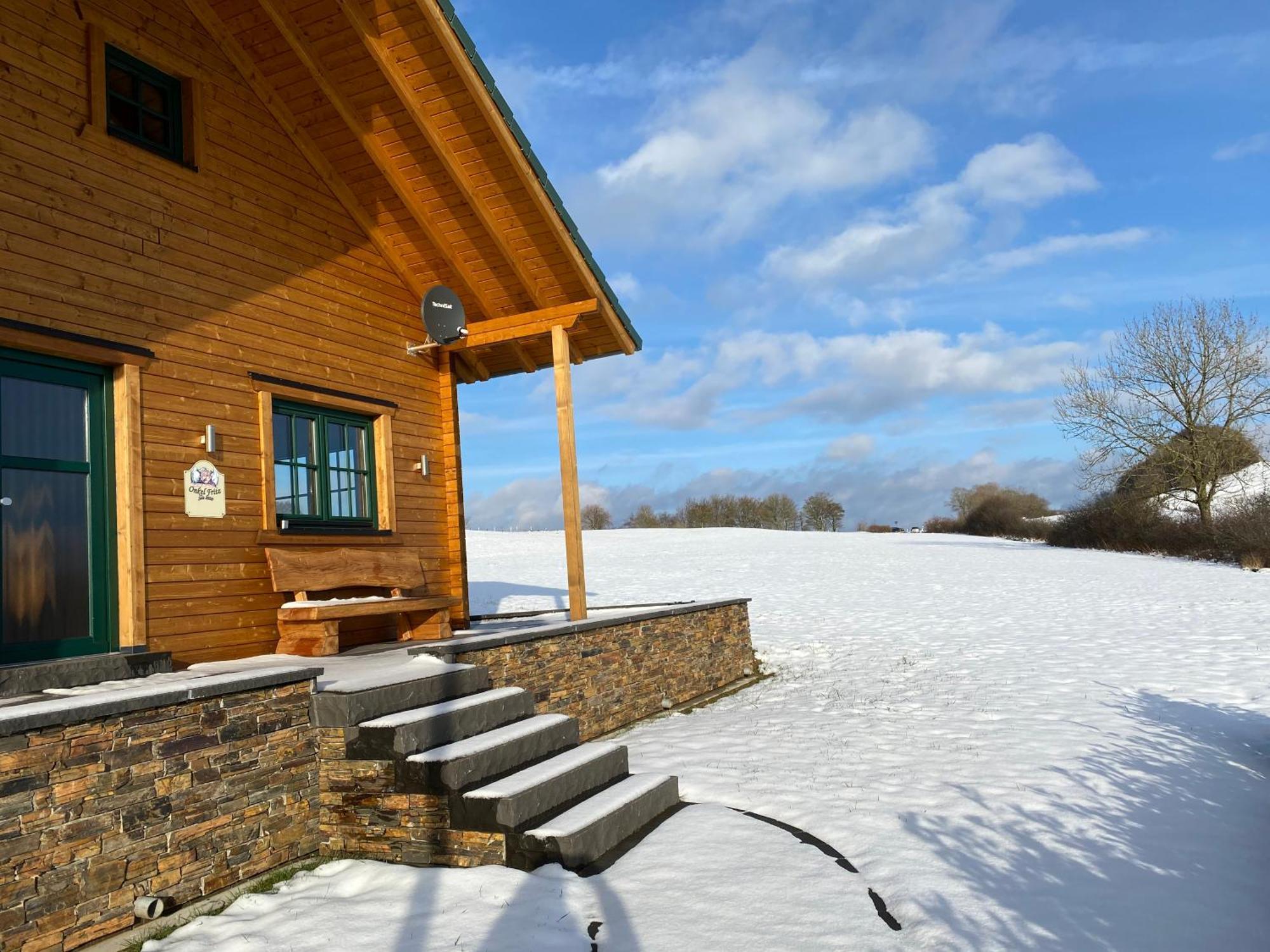 Esch  Holzhaus Onkel Fritz Mit Sauna Und Whirlwanne מראה חיצוני תמונה